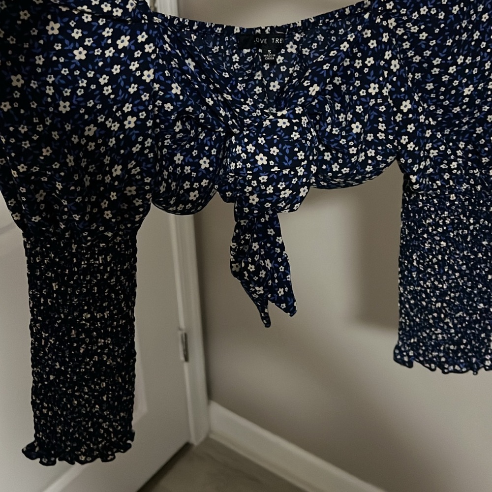 Love Tree Navy and White Floral Top